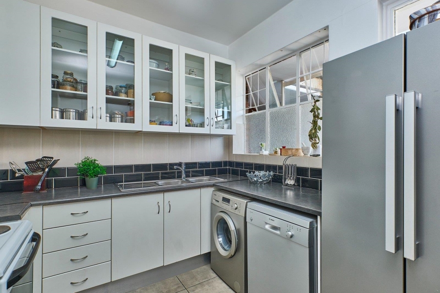 To Let 2 Bedroom Property for Rent in Killarney Gauteng