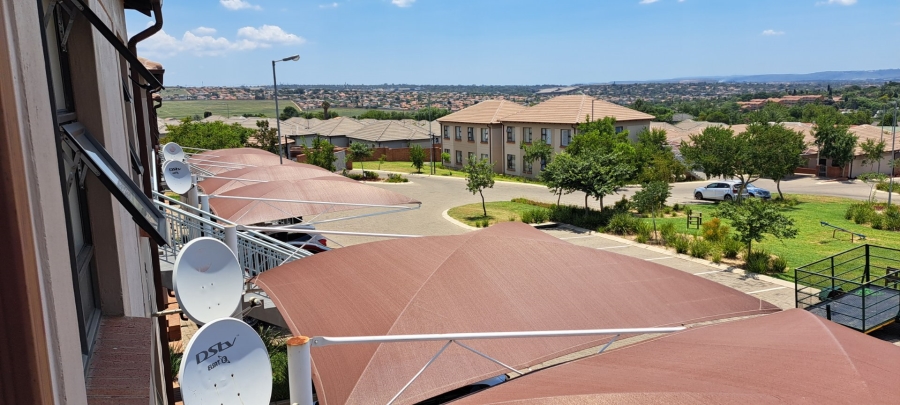 To Let 2 Bedroom Property for Rent in The Reeds Gauteng