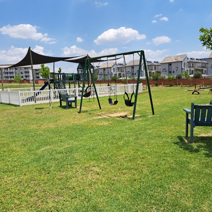 To Let 2 Bedroom Property for Rent in The Reeds Gauteng