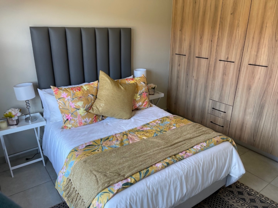 To Let 3 Bedroom Property for Rent in Six Fountains Estate Gauteng