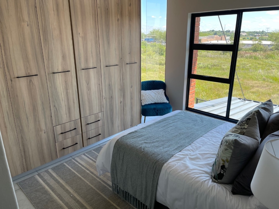 To Let 3 Bedroom Property for Rent in Six Fountains Estate Gauteng