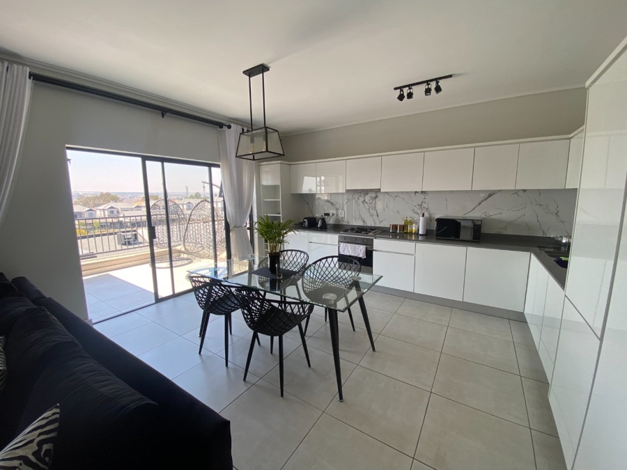 To Let 2 Bedroom Property for Rent in The Polofields Gauteng