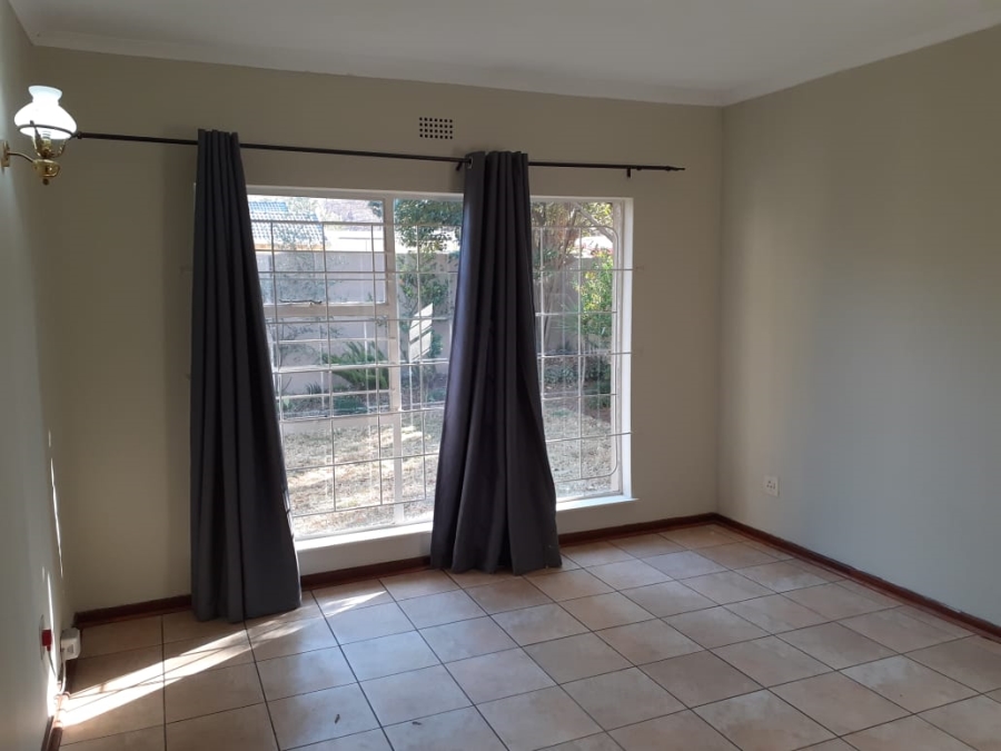 To Let 3 Bedroom Property for Rent in Ferndale Gauteng