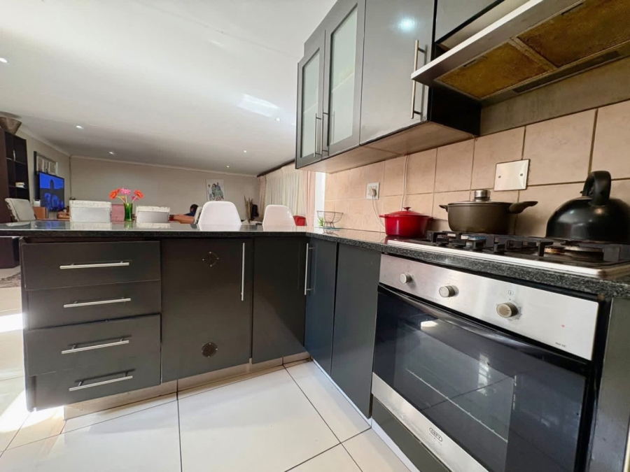 3 Bedroom Property for Sale in Lyttelton Manor Gauteng