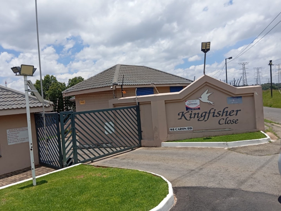  Bedroom Property for Sale in Rembrandt Park Gauteng