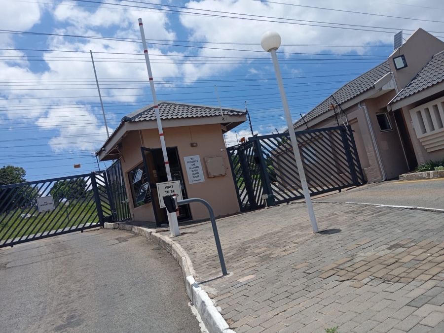  Bedroom Property for Sale in Rembrandt Park Gauteng