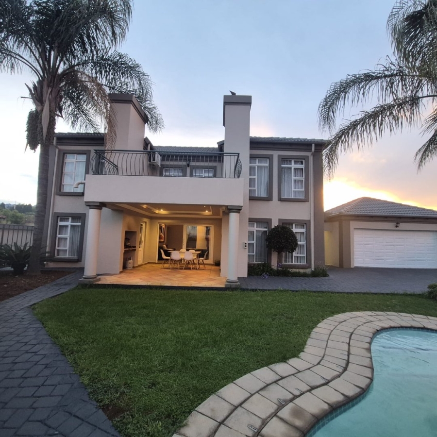 5 Bedroom Property for Sale in Ruimsig Gauteng