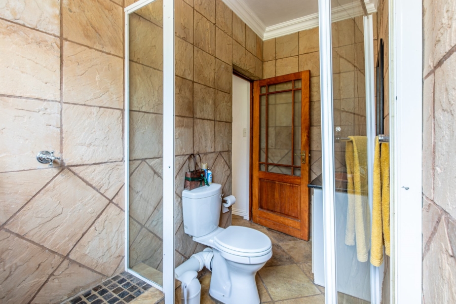 5 Bedroom Property for Sale in Ruimsig Gauteng