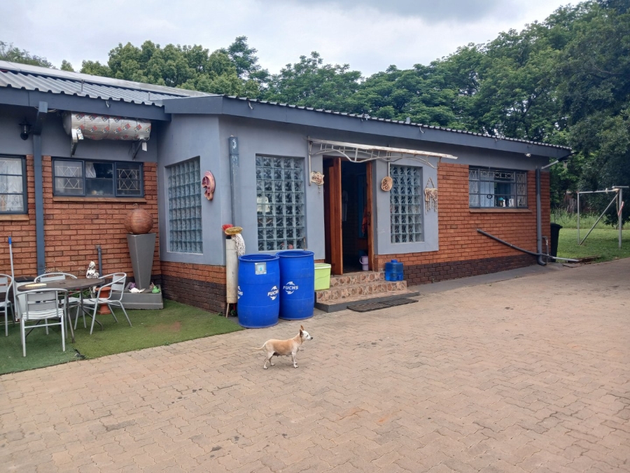 Commercial Property for Sale in Waterval Gauteng