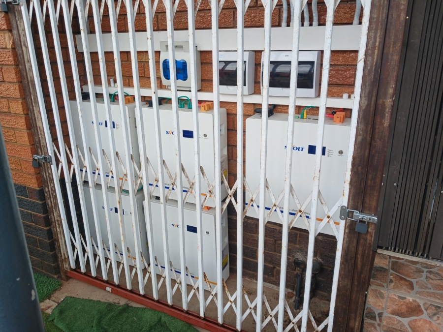 Commercial Property for Sale in Waterval Gauteng