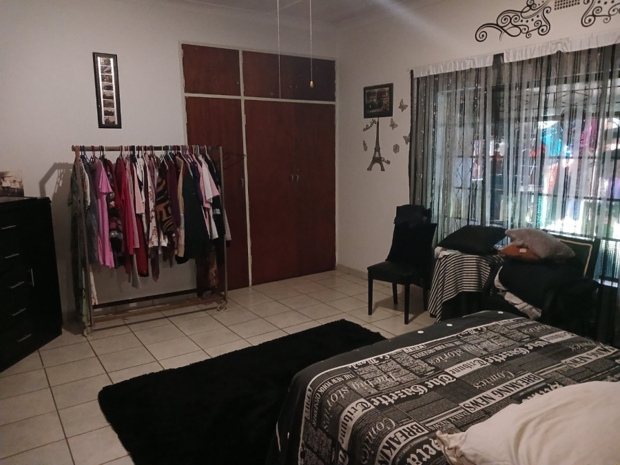 Commercial Property for Sale in Waterval Gauteng