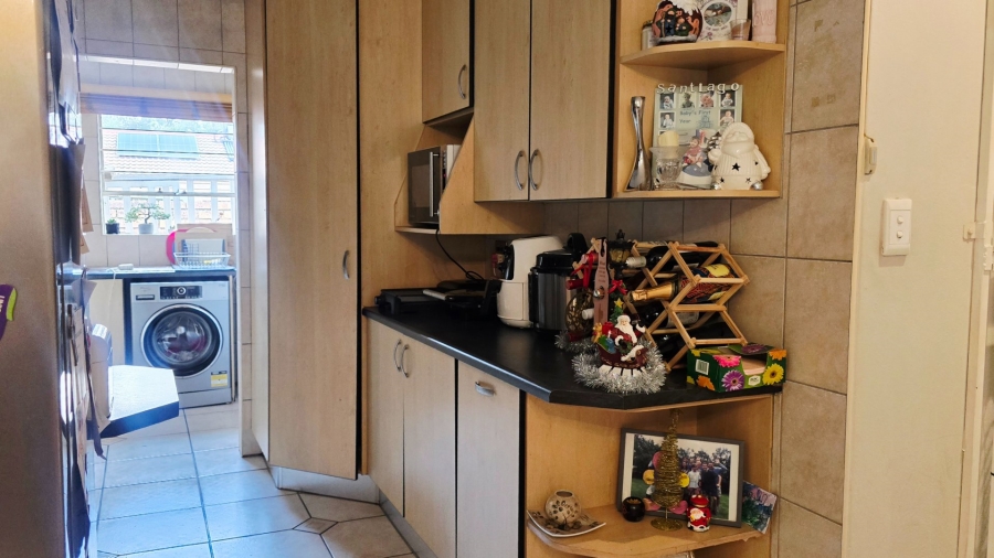 To Let 3 Bedroom Property for Rent in Ravenswood Gauteng