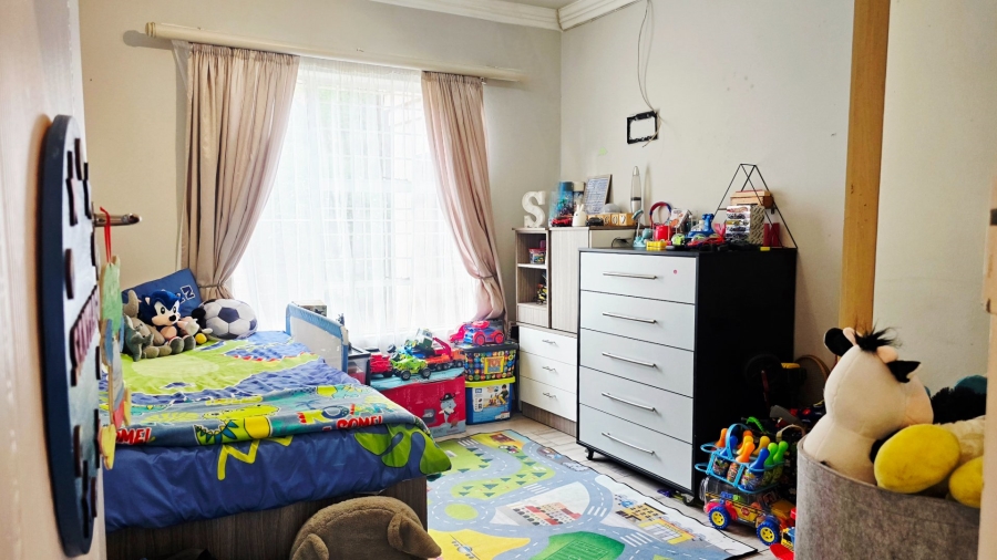 To Let 3 Bedroom Property for Rent in Ravenswood Gauteng