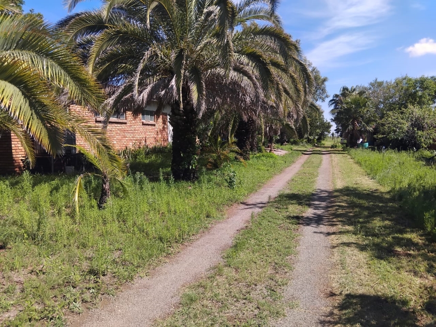 Commercial Property for Sale in Vasfontein AH Gauteng