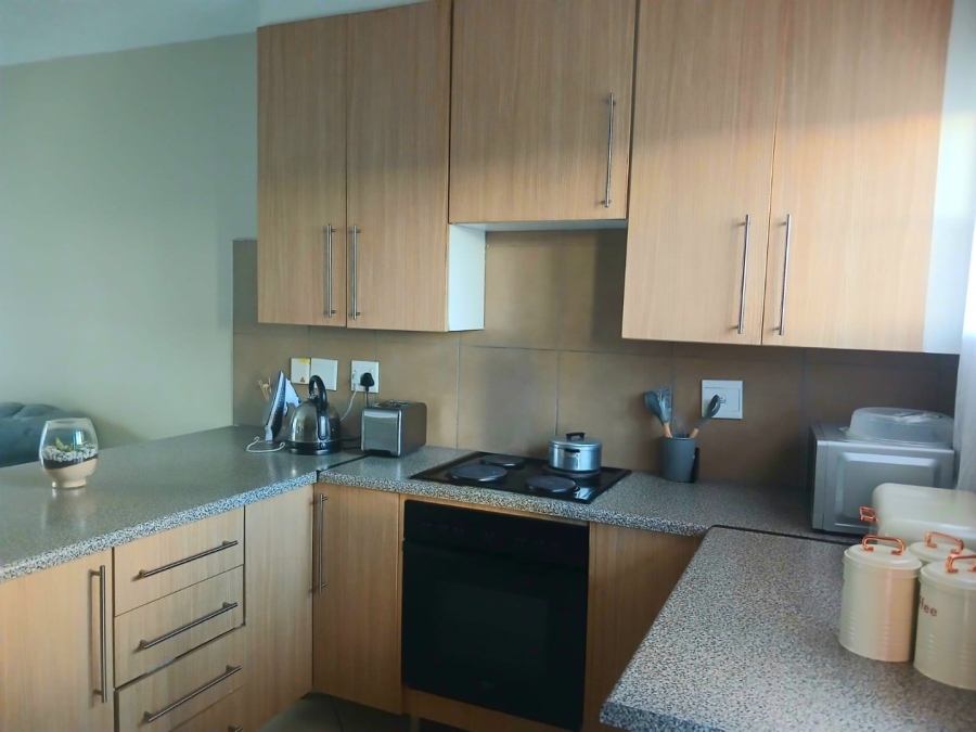 2 Bedroom Property for Sale in Noordwyk Gauteng