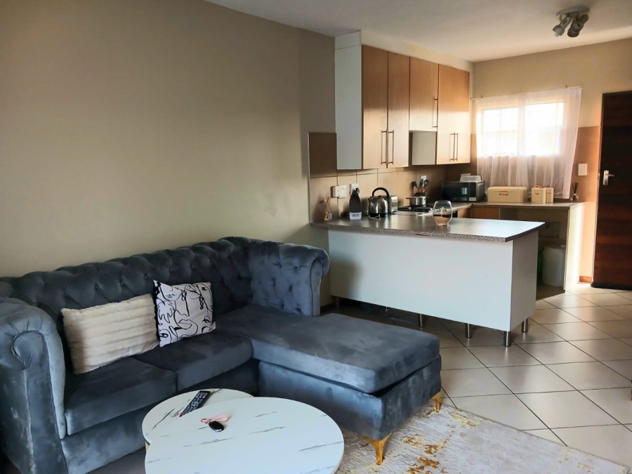 2 Bedroom Property for Sale in Noordwyk Gauteng