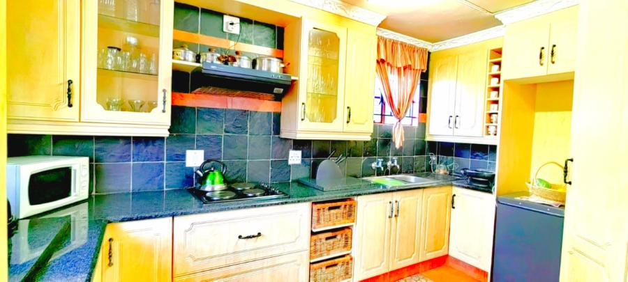  Bedroom Property for Sale in Dawn Park Gauteng