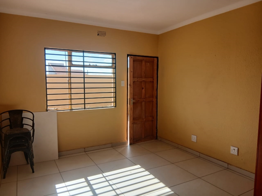 To Let 1 Bedroom Property for Rent in Diepkloof Gauteng
