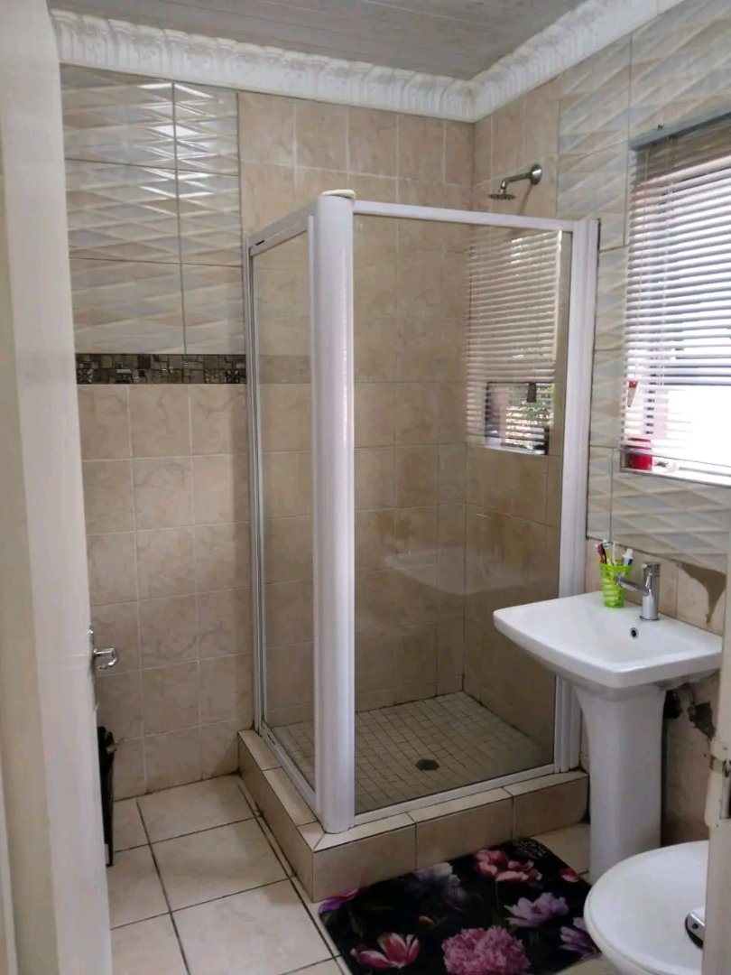 To Let 2 Bedroom Property for Rent in The Orchards Gauteng