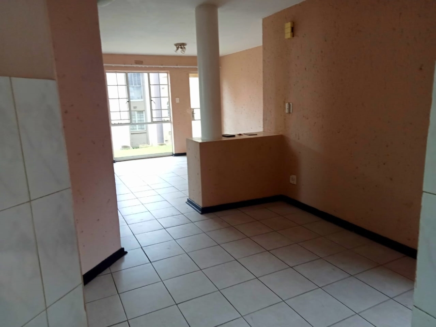 2 Bedroom Property for Sale in Vorna Valley Gauteng