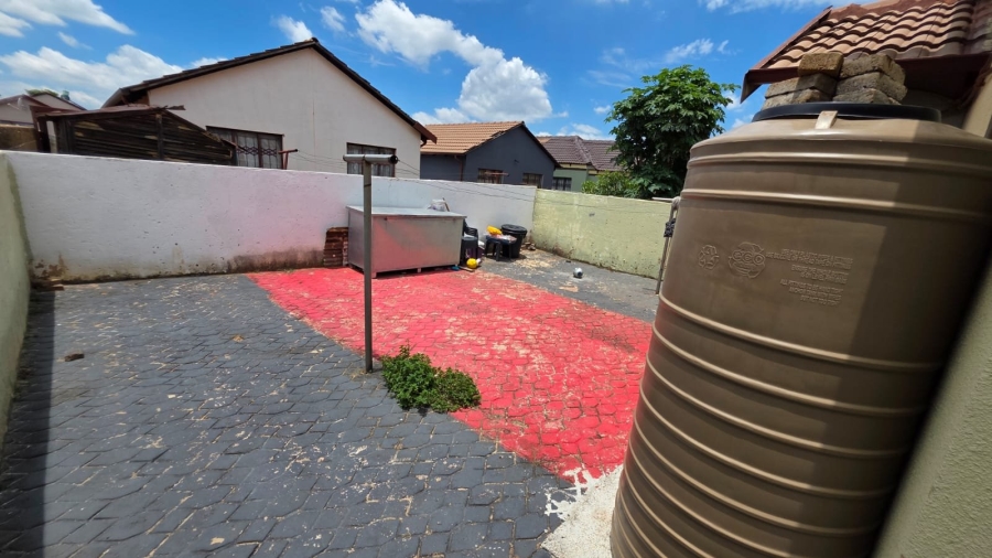 3 Bedroom Property for Sale in Soshanguve VV Gauteng