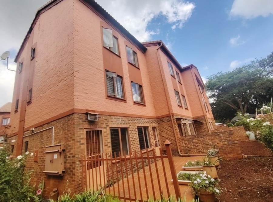 2 Bedroom Property for Sale in Riviera Gauteng