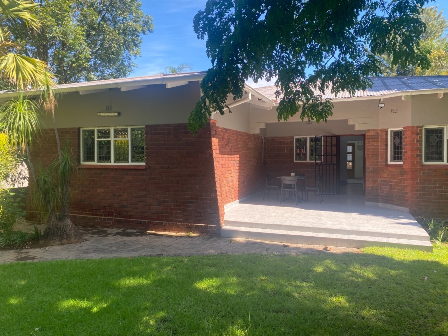 To Let 5 Bedroom Property for Rent in Riviera Gauteng