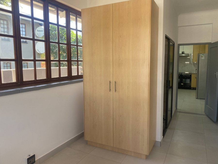 To Let 5 Bedroom Property for Rent in Riviera Gauteng