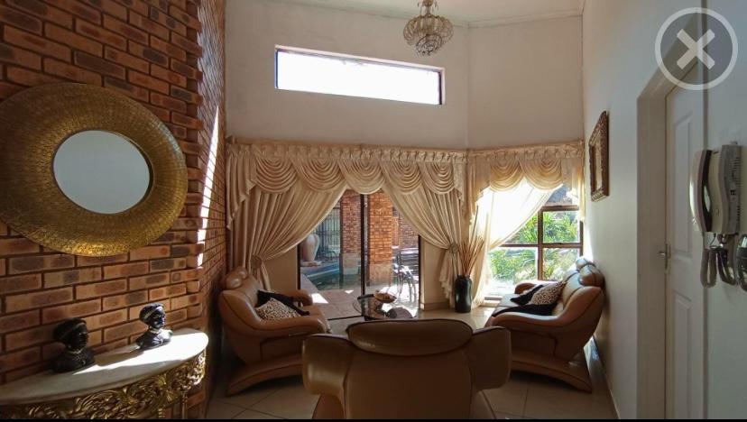 4 Bedroom Property for Sale in The Orchards Gauteng