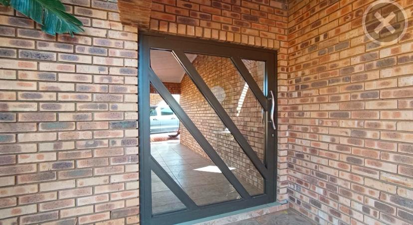 4 Bedroom Property for Sale in The Orchards Gauteng