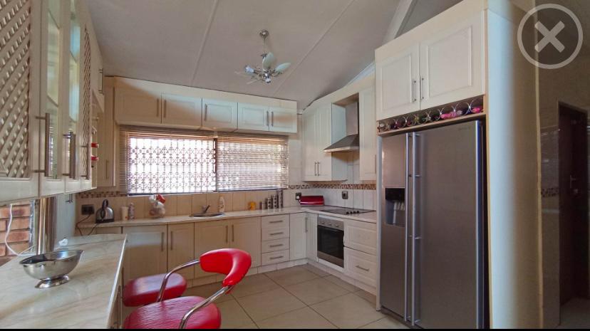 4 Bedroom Property for Sale in The Orchards Gauteng