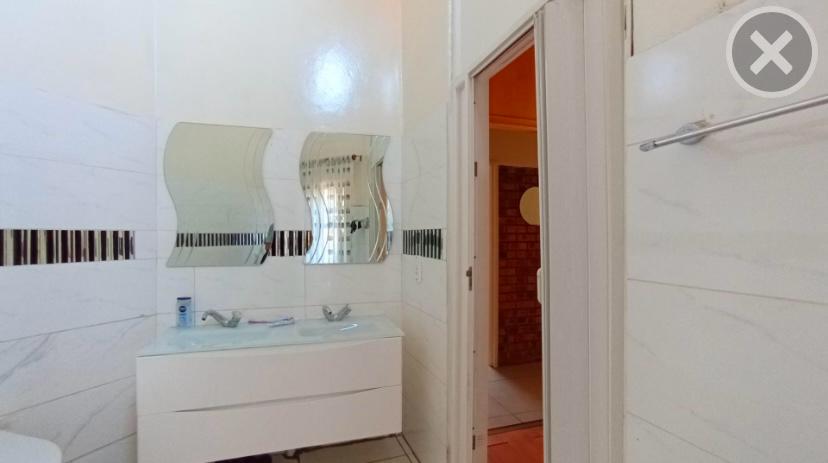 4 Bedroom Property for Sale in The Orchards Gauteng