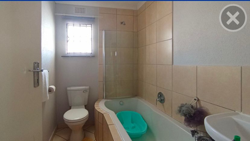 3 Bedroom Property for Sale in Rosslyn Gauteng
