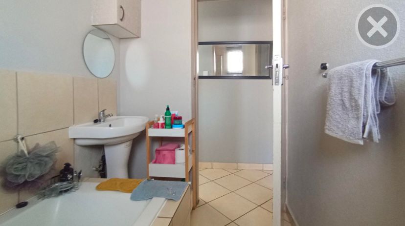 3 Bedroom Property for Sale in Rosslyn Gauteng