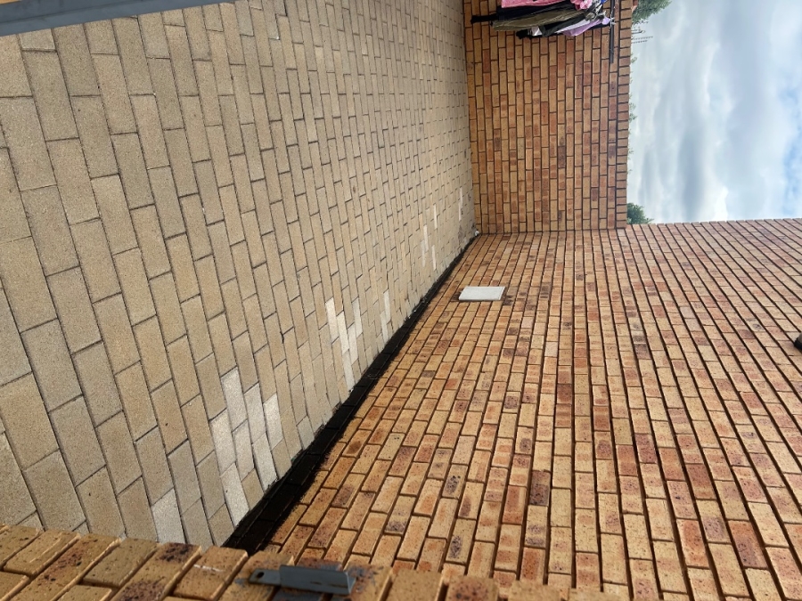 2 Bedroom Property for Sale in Stone Ridge Gauteng