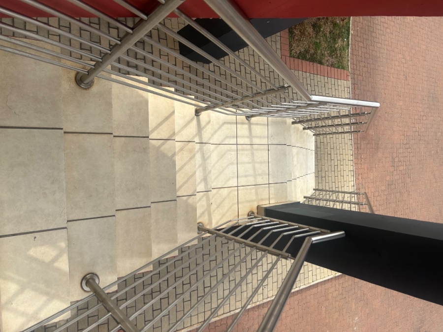 2 Bedroom Property for Sale in Stone Ridge Gauteng