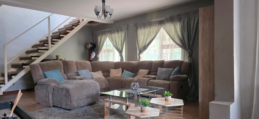 3 Bedroom Property for Sale in Lyttelton Manor Gauteng