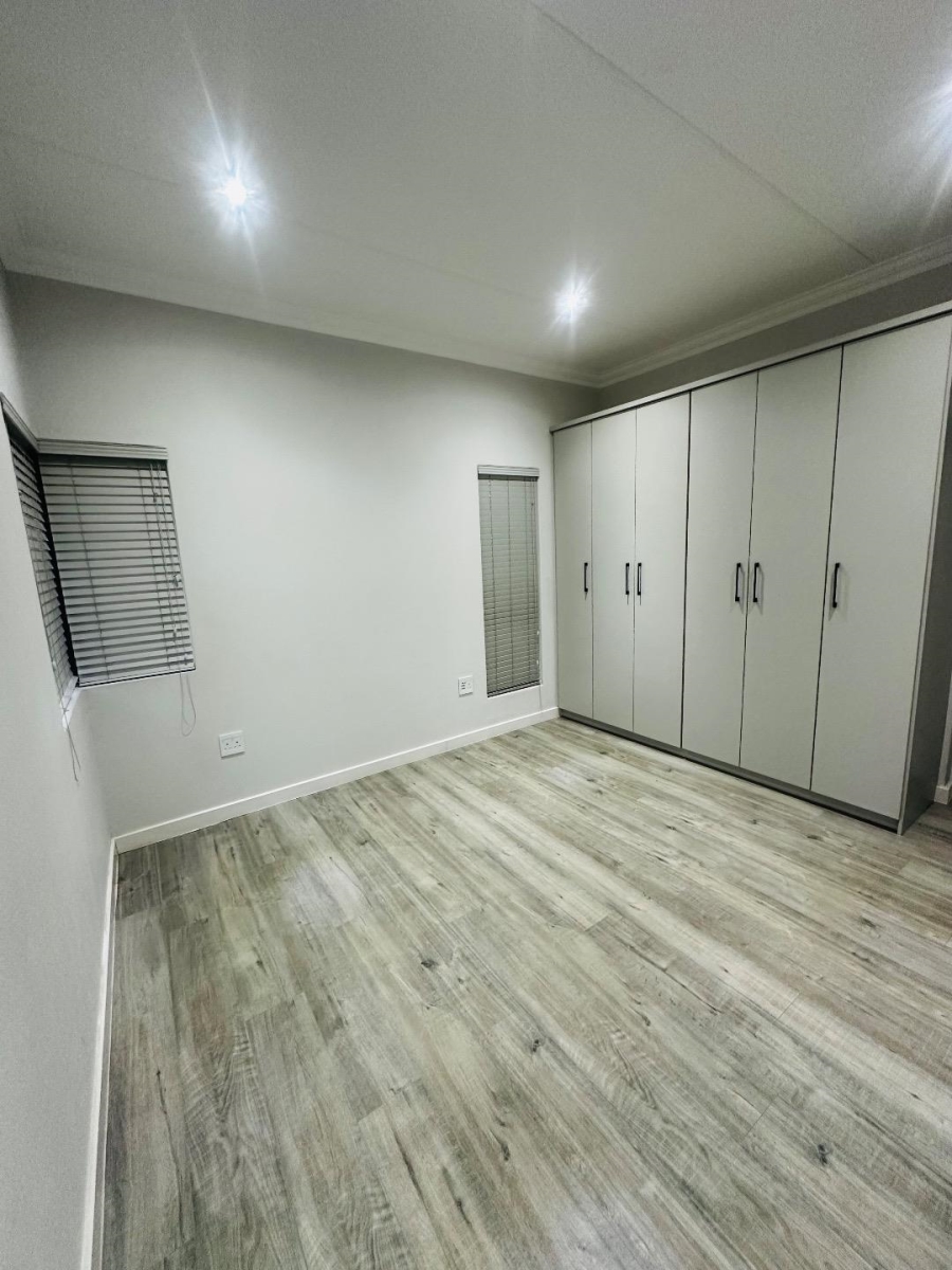 2 Bedroom Property for Sale in Bryanston Gauteng