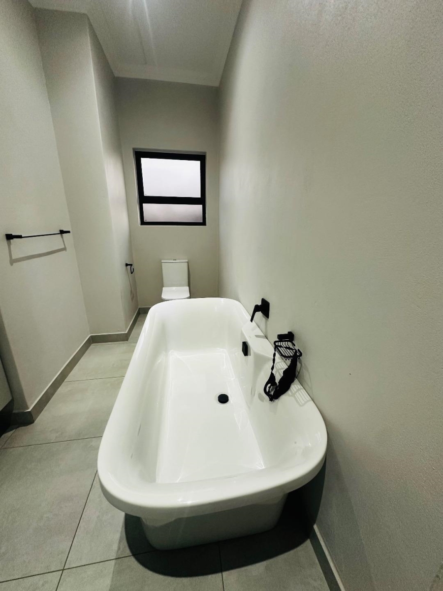 2 Bedroom Property for Sale in Bryanston Gauteng