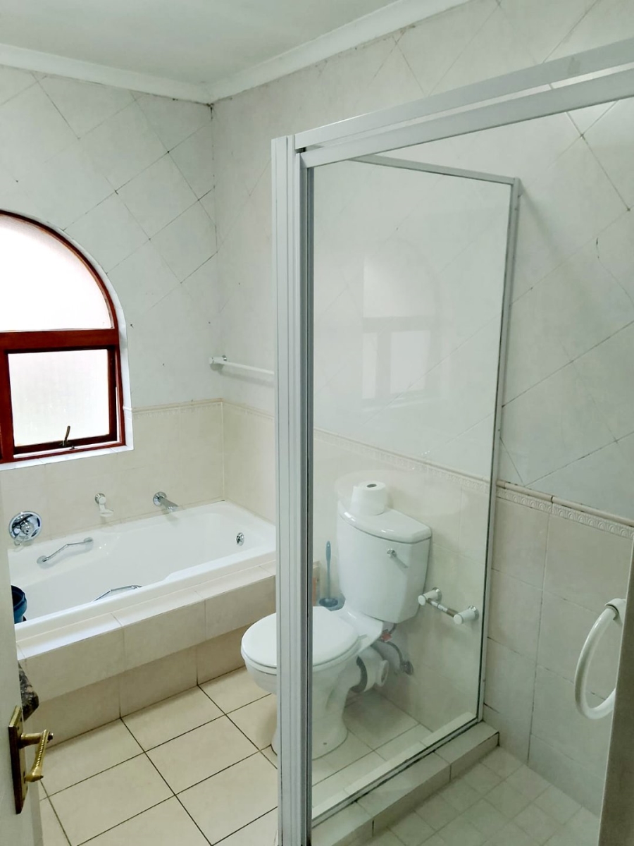 To Let 3 Bedroom Property for Rent in Sunninghill Gauteng