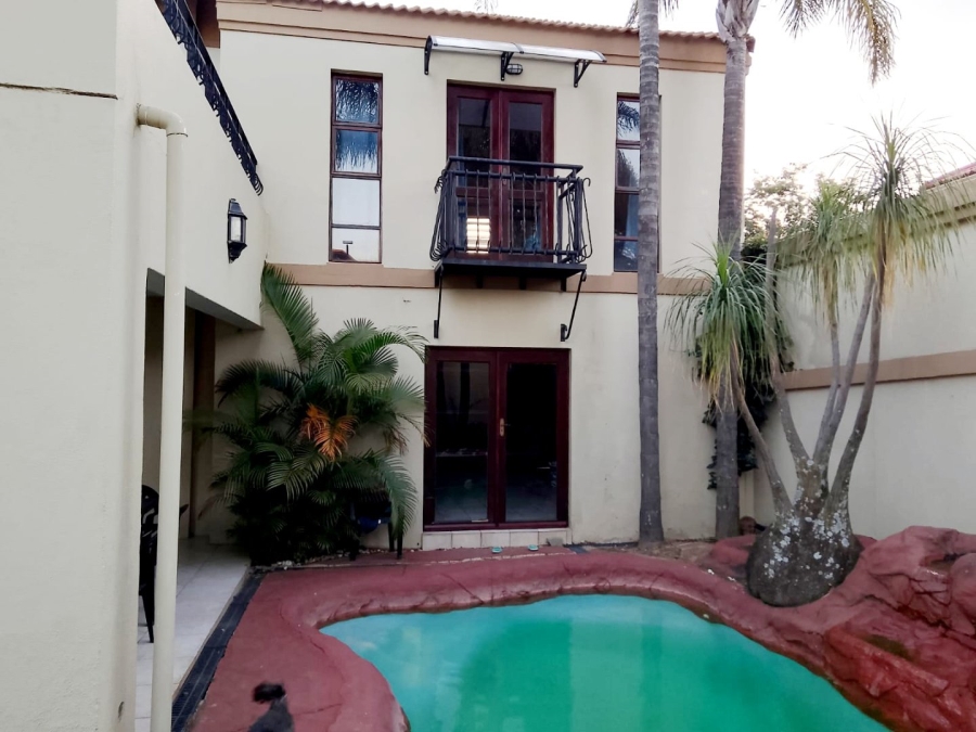 To Let 3 Bedroom Property for Rent in Sunninghill Gauteng