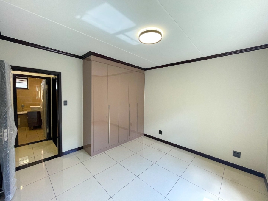 To Let 2 Bedroom Property for Rent in Blue Hills Gauteng