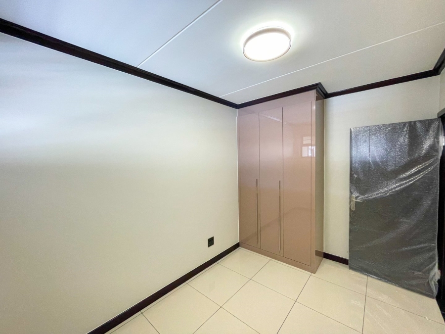 To Let 2 Bedroom Property for Rent in Blue Hills Gauteng