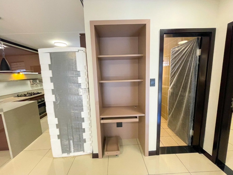 To Let 2 Bedroom Property for Rent in Blue Hills Gauteng