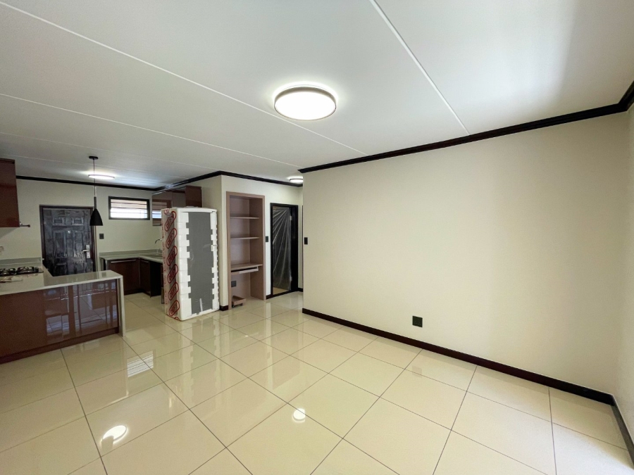 To Let 2 Bedroom Property for Rent in Blue Hills Gauteng