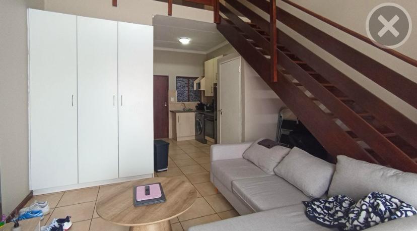 1 Bedroom Property for Sale in Hillcrest Gauteng