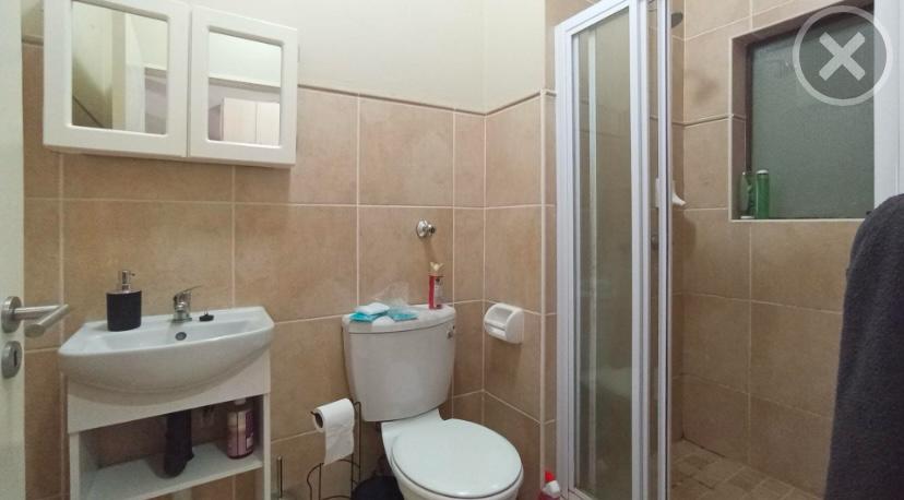 1 Bedroom Property for Sale in Hillcrest Gauteng