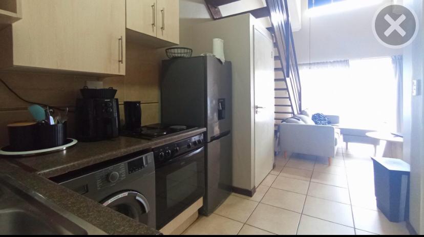 1 Bedroom Property for Sale in Hillcrest Gauteng