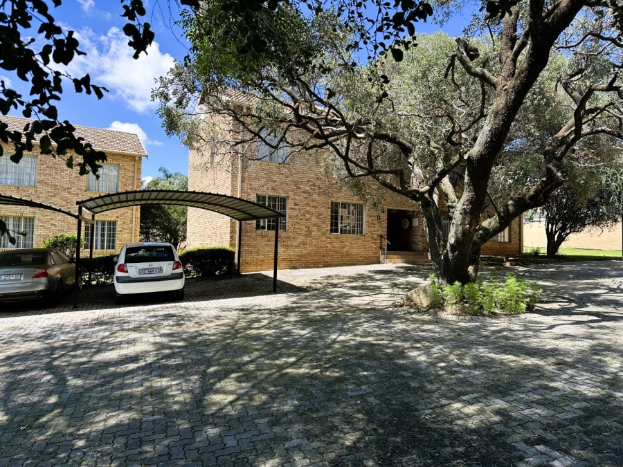 To Let 2 Bedroom Property for Rent in Northgate Gauteng