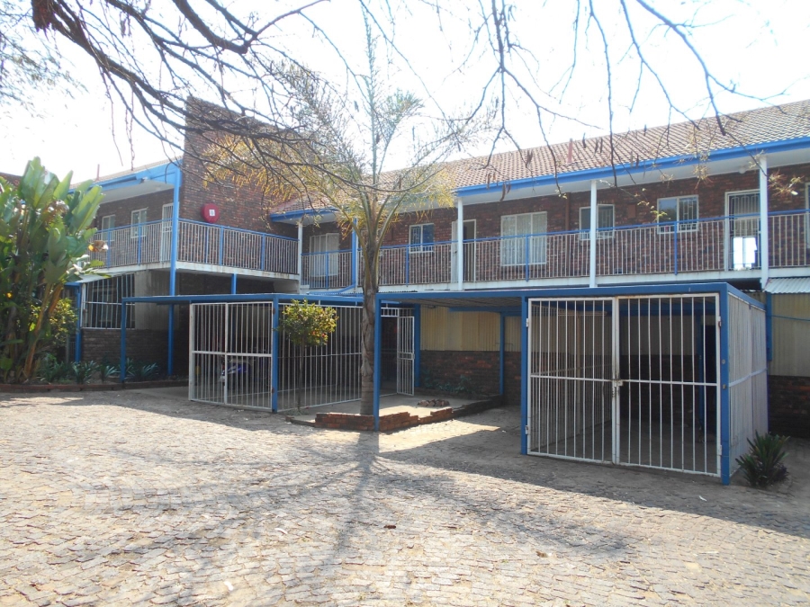 To Let 2 Bedroom Property for Rent in The Reeds Ext 10 Gauteng